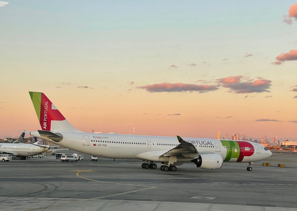 Tap Airplane at sunset - what to pack for a long flight