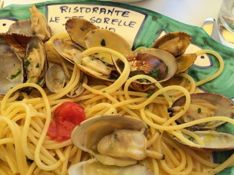 Spaghetti Vongole from Tre Sorelle -- Where to Eat in Positano
