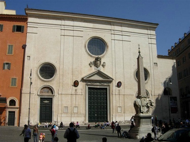 Santa Maria sopra Minerva -- 10 Off the Beaten Path places to see in Rome