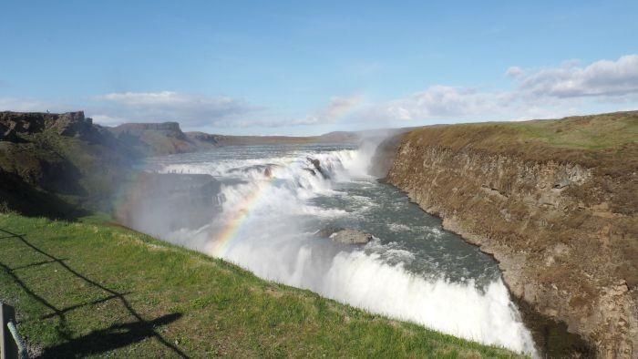 5 Days in Iceland -- a sample itinerary includes a visit to Gulfoss in the Golden Circle