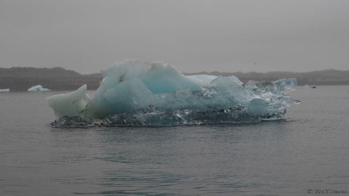 Touring the Jokulsarlon Glacier Lagoon in Iceland -- getting up close with icebergs