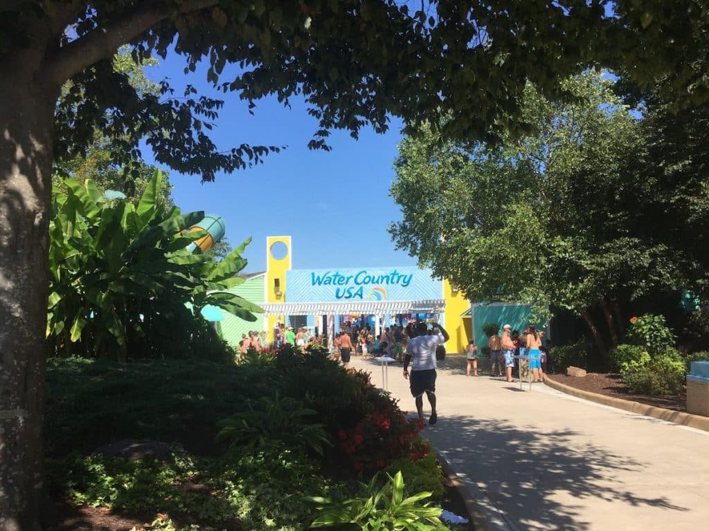 Water Country USA entrance