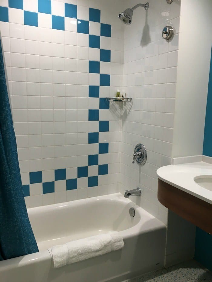 Cabana Bay review -- family suite shower