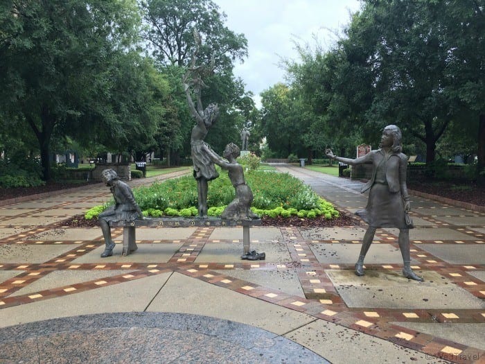 Kelly ingram park monument