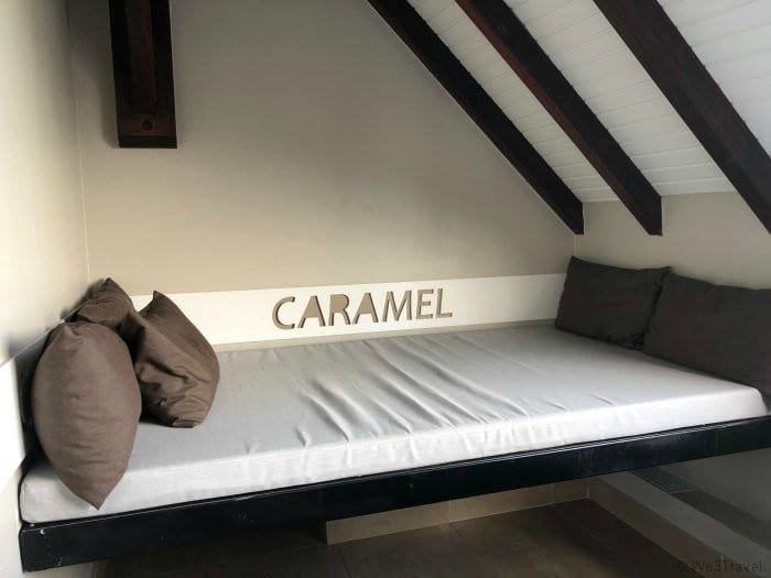 La Suite Villa caramel daybed