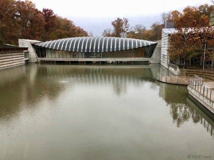 Crystal Bridges art museum