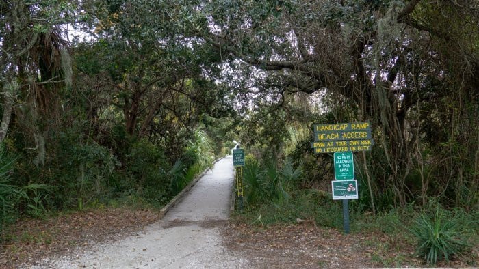 Glory Beach entrance