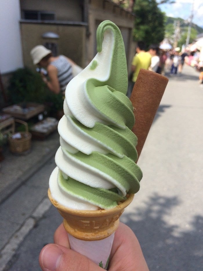 Matcha and vanilla ice cream, Kyoto