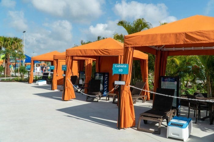 Island H20 Live cabanas