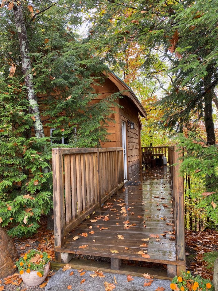 KOA Lincoln NH tree cabin entrance from the outside