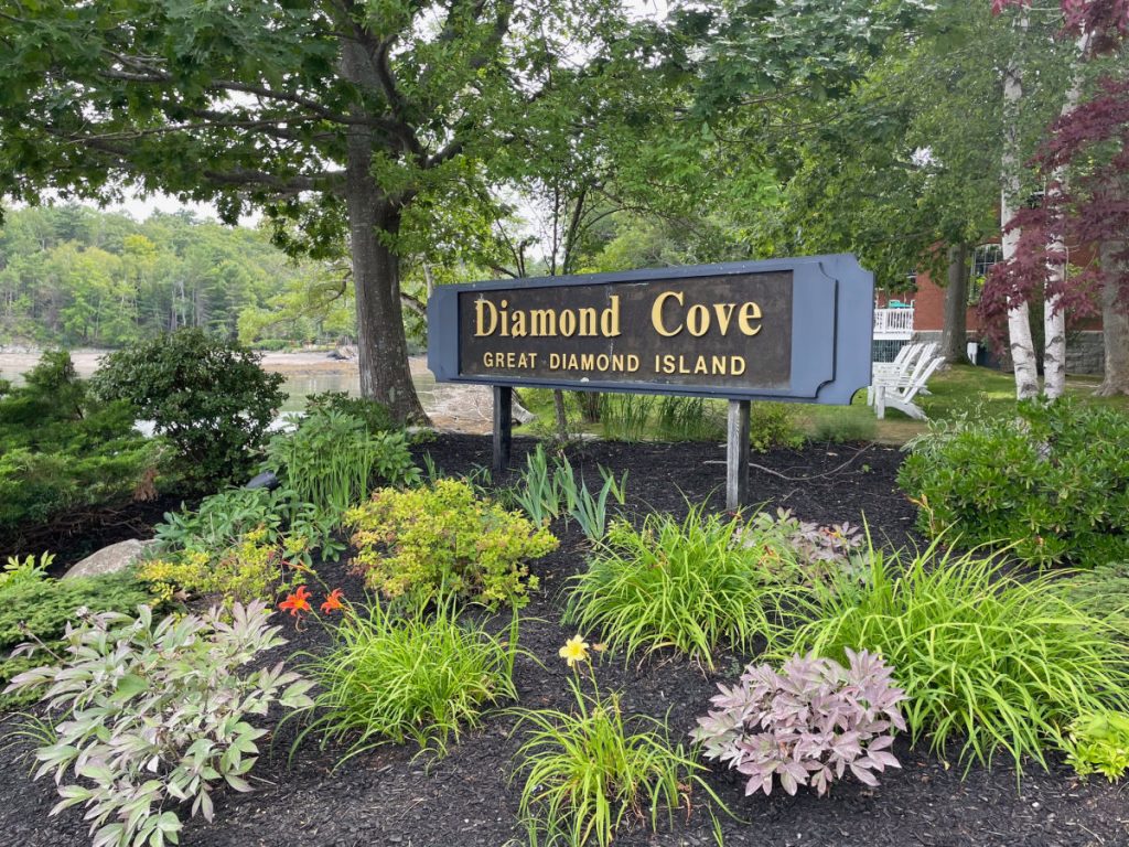 Diamond Cove on Great Diamond Island sign