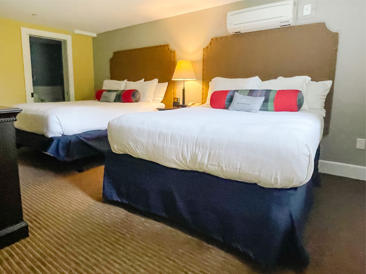 Two queen bedroom at the Inn at Diamond Cove