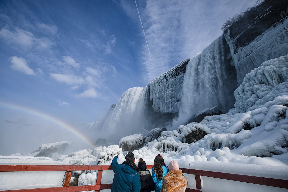 25 Cheap Winter Family Vacations in the United States