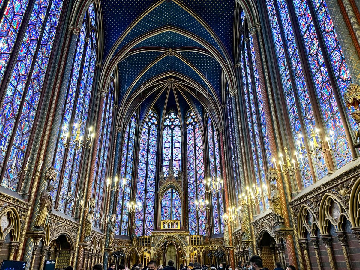 Sainte-Chapelle stained windows and ceiling