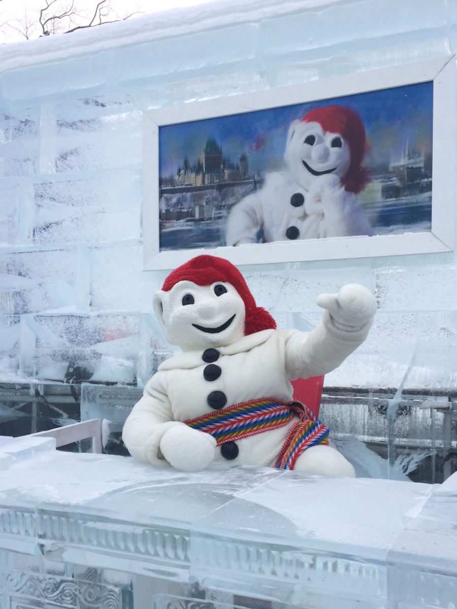Bonhomme Carnaval waving at the ice palace