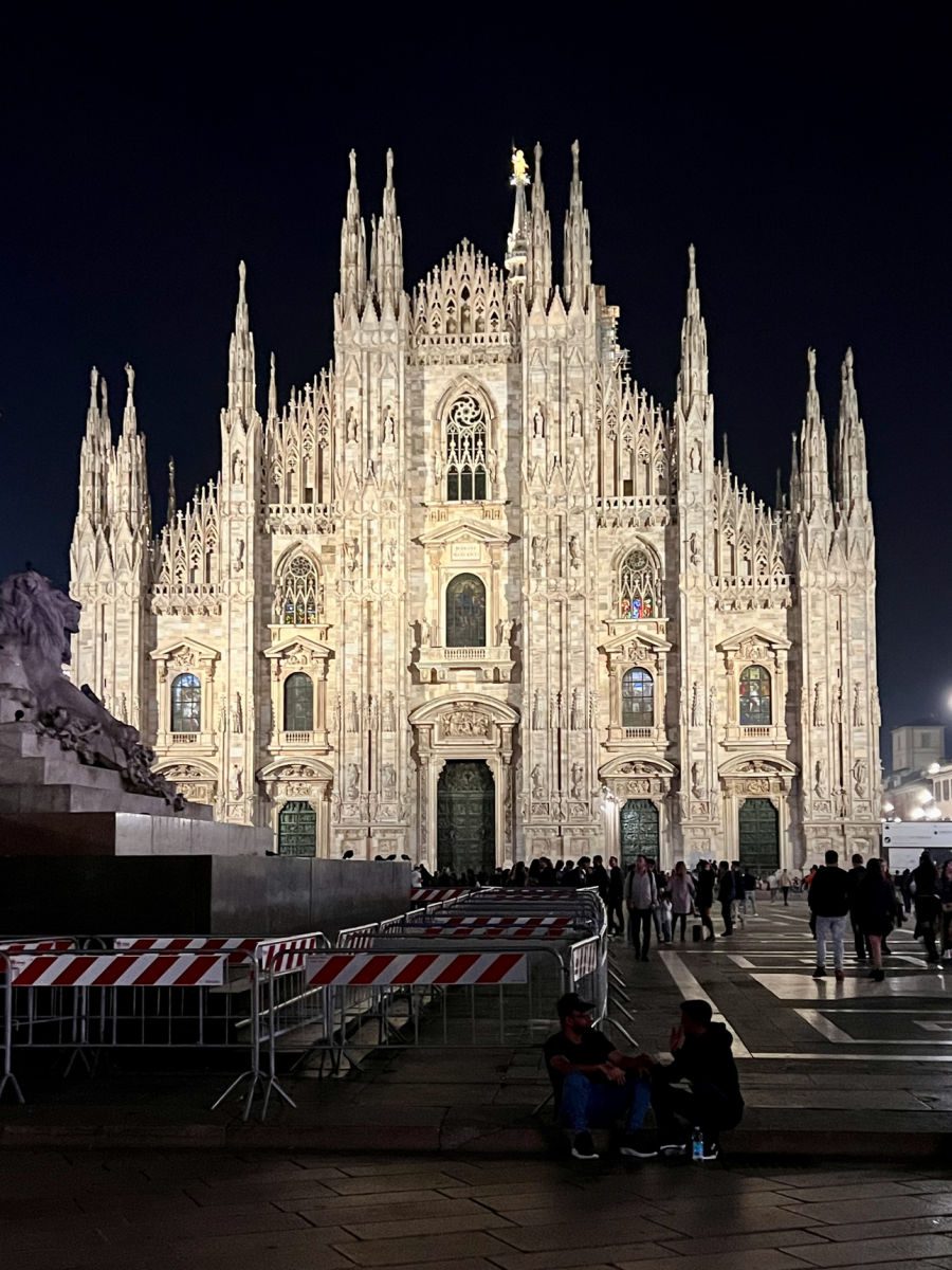 Duomo di Milan at night