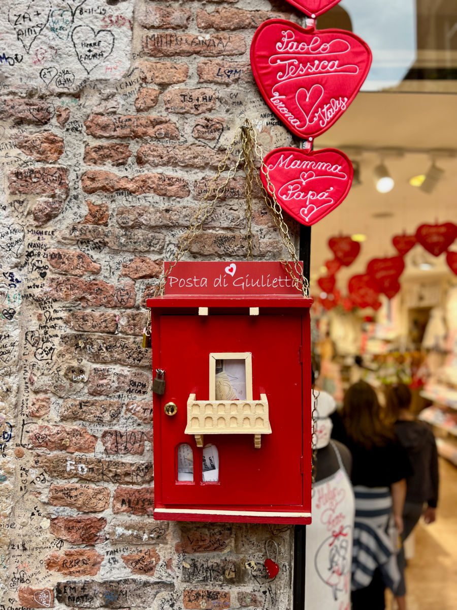 Juliet mailbox in Verona
