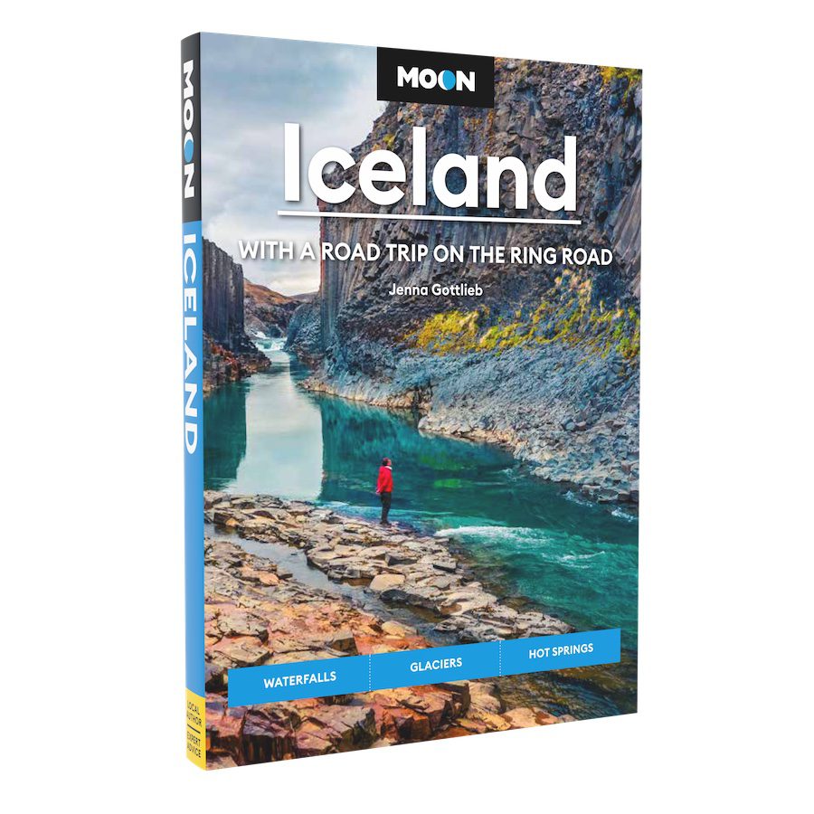 Moon Travel Guides Iceland with a Road Trip on the Ring Road 