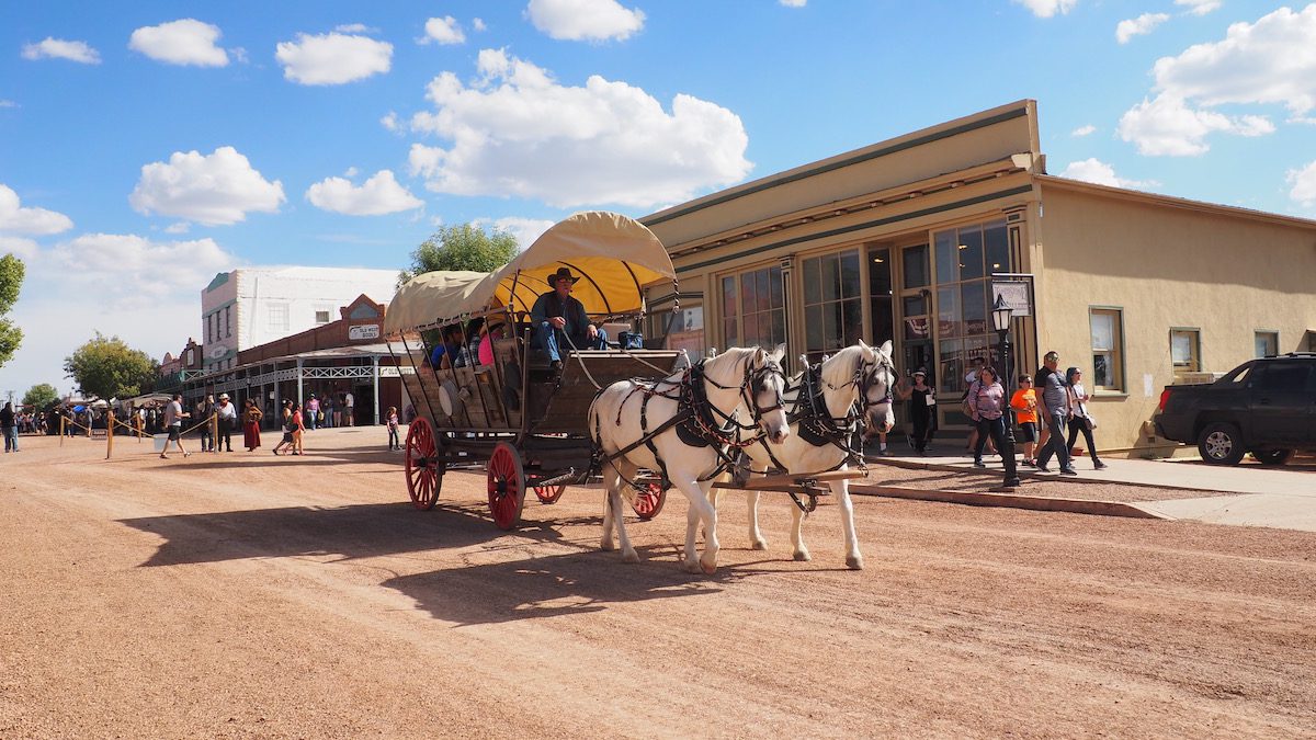 Covered wagon pulled by horses in Tombstone AZ