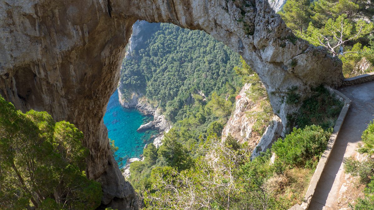Natural Arch and cliff walk in Capri
