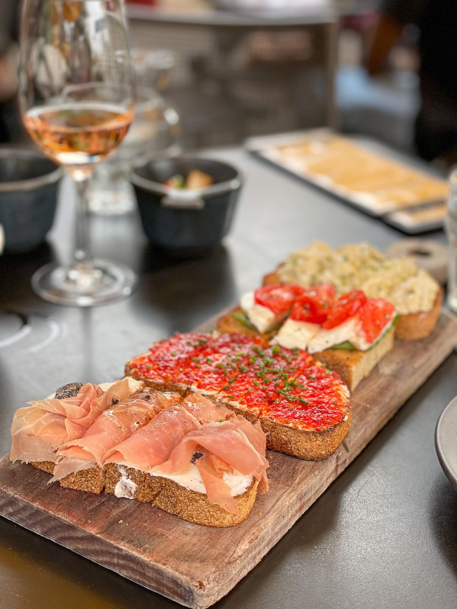 Postino bruschetta board