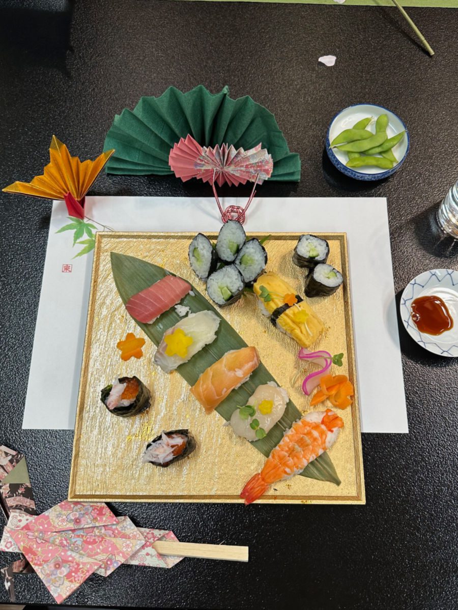 Sushi plate