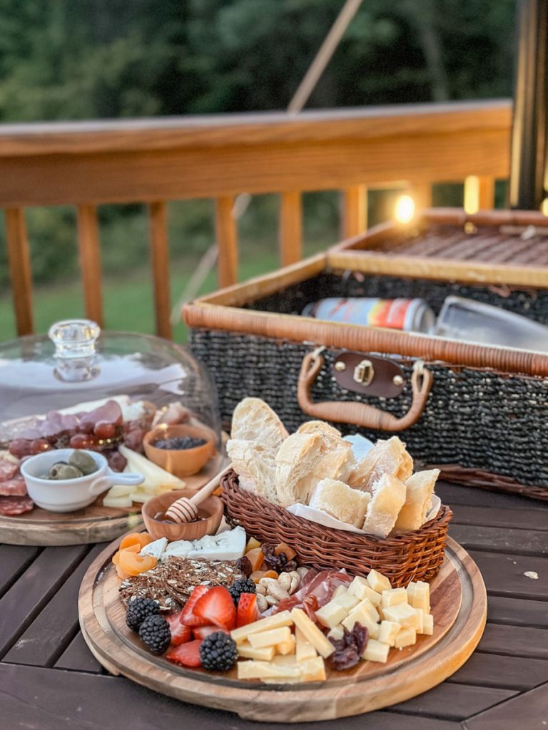Charcuterie plate and basket
