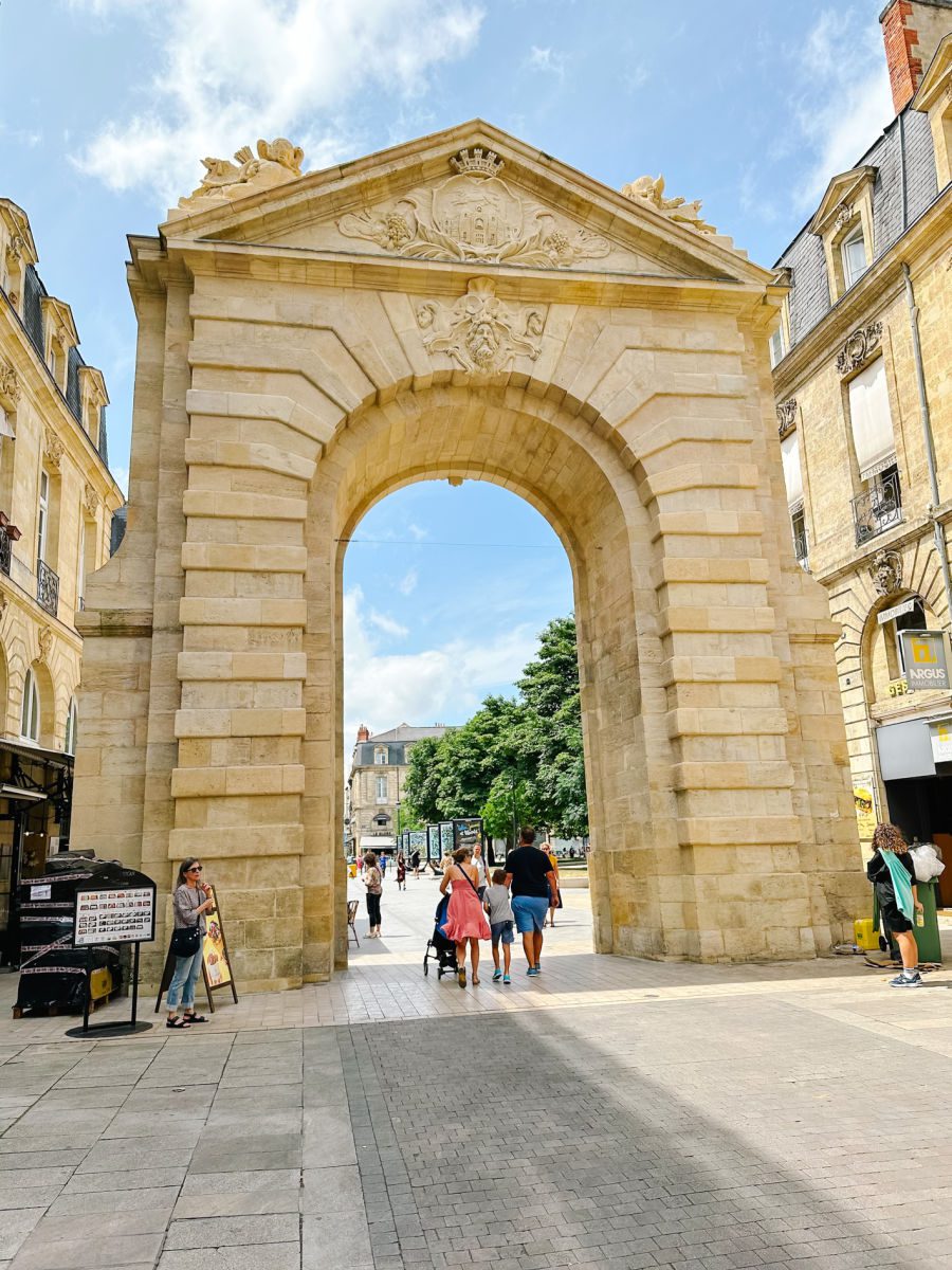 Porte Dijeaux Bordeaux