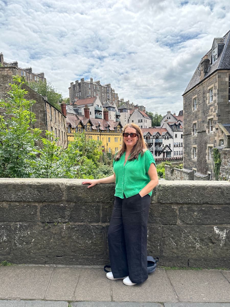 Tamara in green top and black linen pants in Dean Village