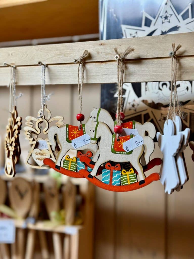 wooden ornaments in Fulda market