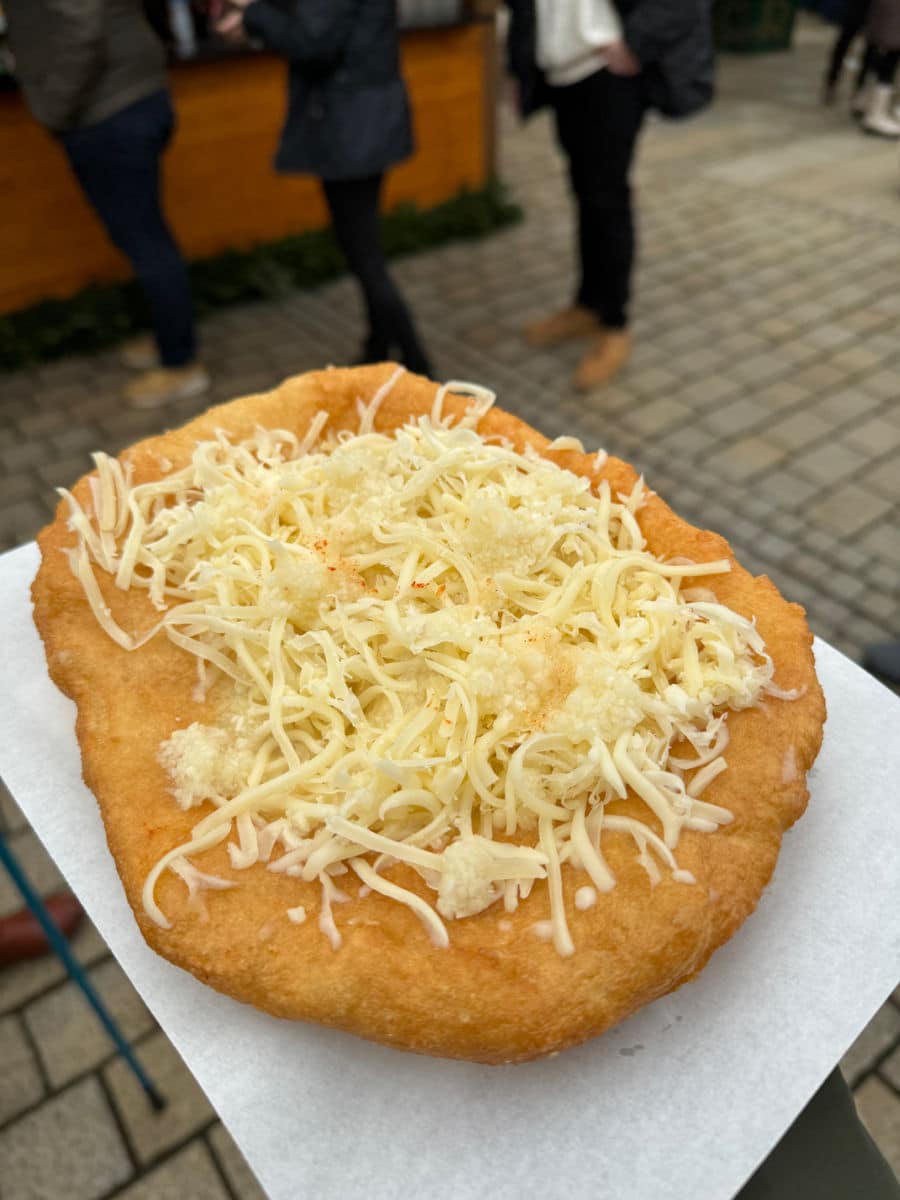 Langos with cheese