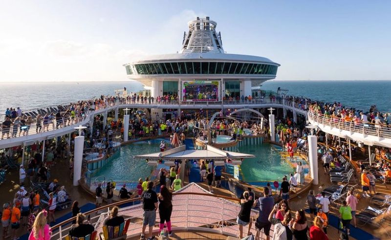 Immersive Themed Cruises
