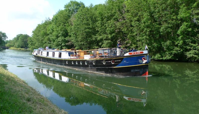 Burgundy Wine Cruise