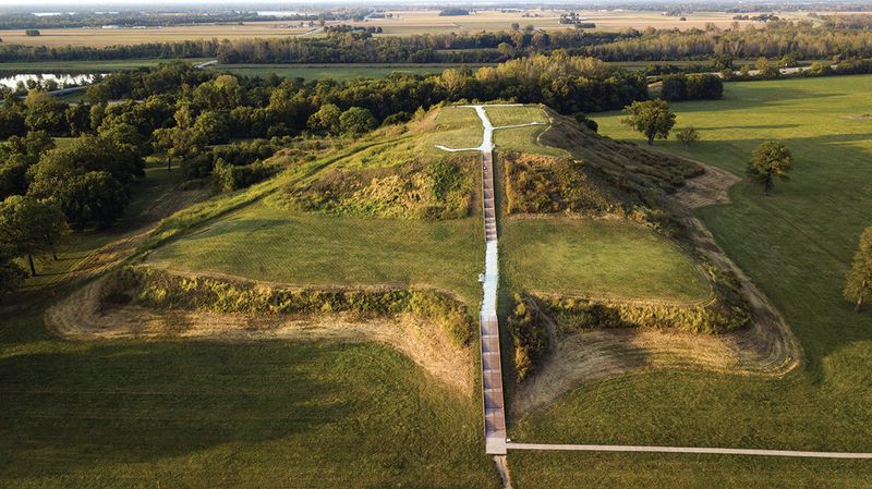 Cahokia Mounds State Historic Site