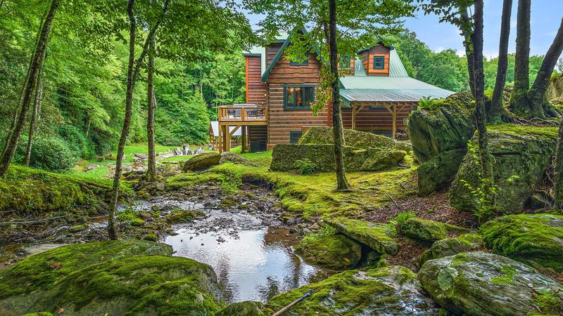 Mossy Brook Bungalow