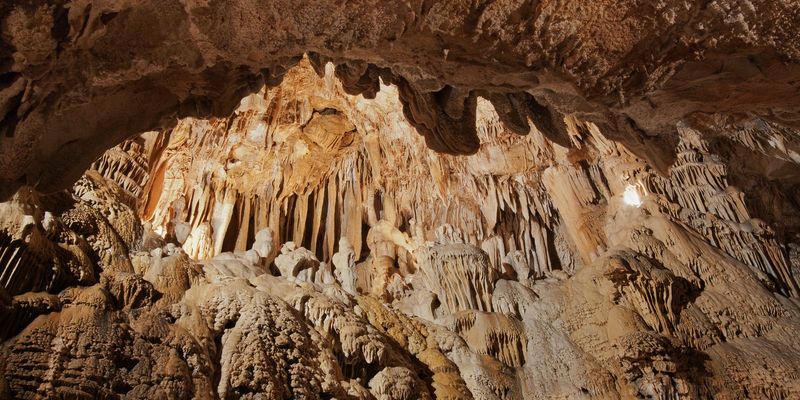 Shasta Lake Caverns