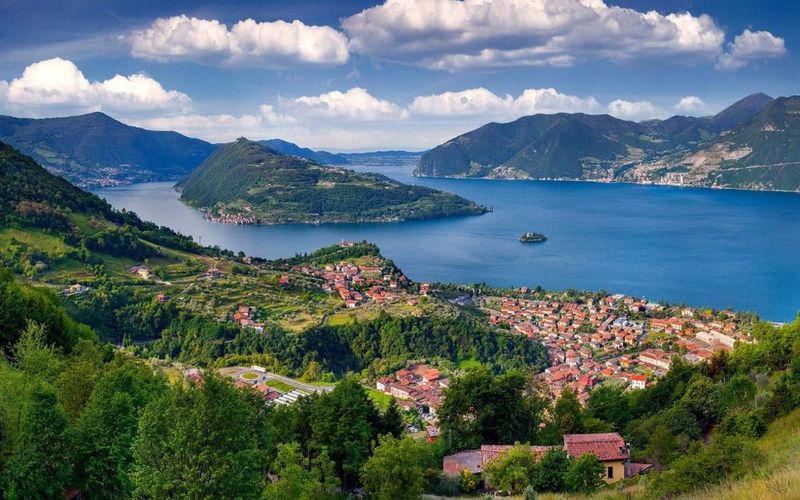 Monte Isola