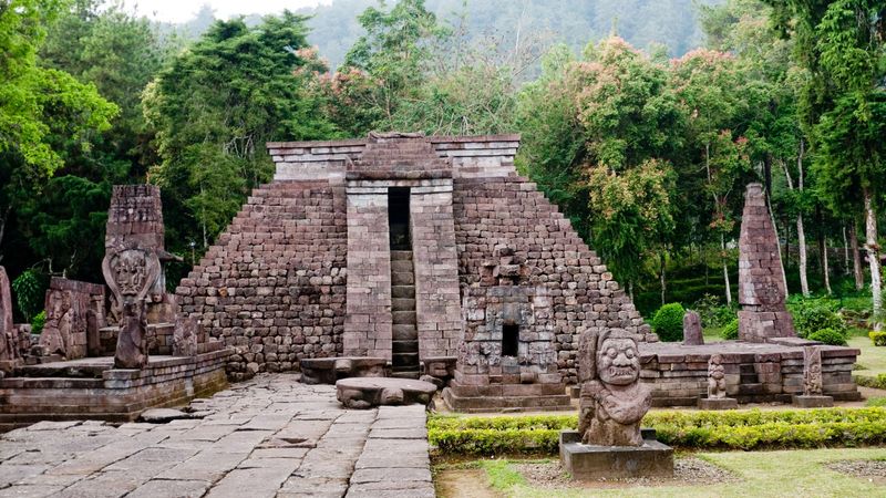 Candi Sukuh, Indonesia