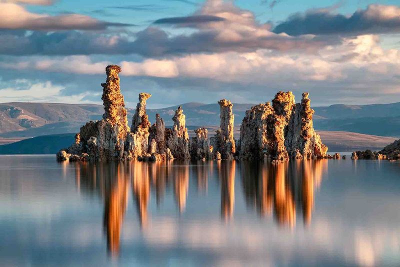 Mono Lake Tufa State Natural Reserve