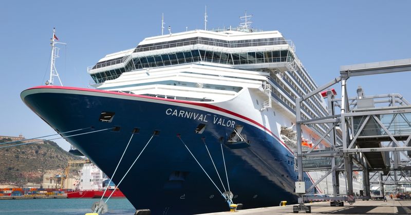 Carnival Valor