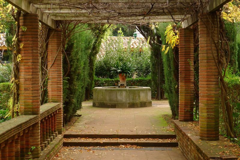 Jardins de Laribal: A Tranquil Oasis