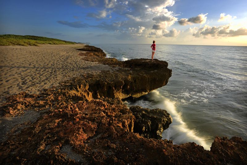 Blowing Rocks Preserve