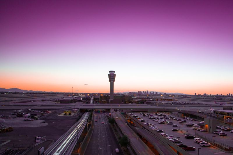 Phoenix Sky Harbor International Airport (PHX)