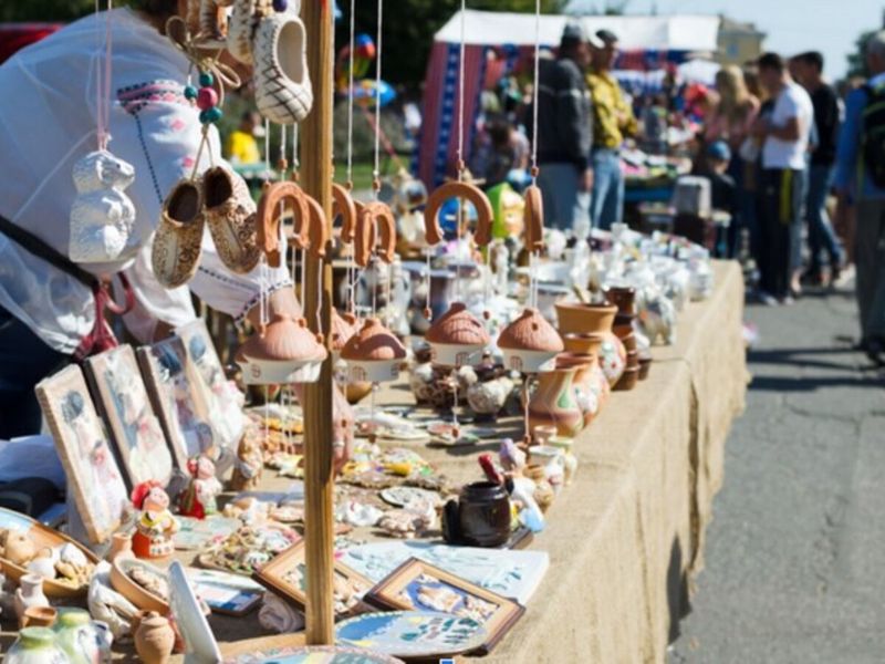 Local Artisans Market