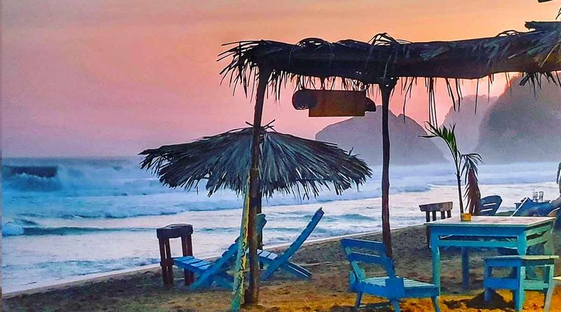 Surfing Adventure in Zipolite