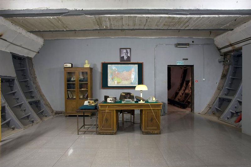 The Commander's Office