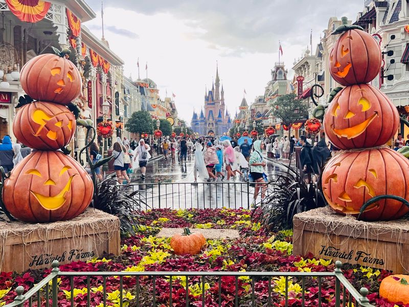 Early October: Pre-Halloween Festivities