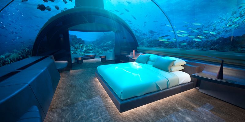 Underwater Hotel Stays