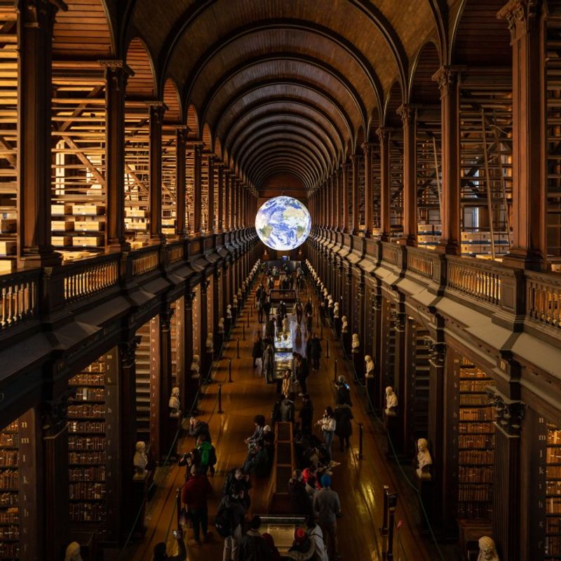 Stroll Through Dublin's Trinity College