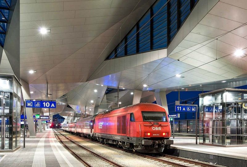 Hauptbahnhof, Vienna